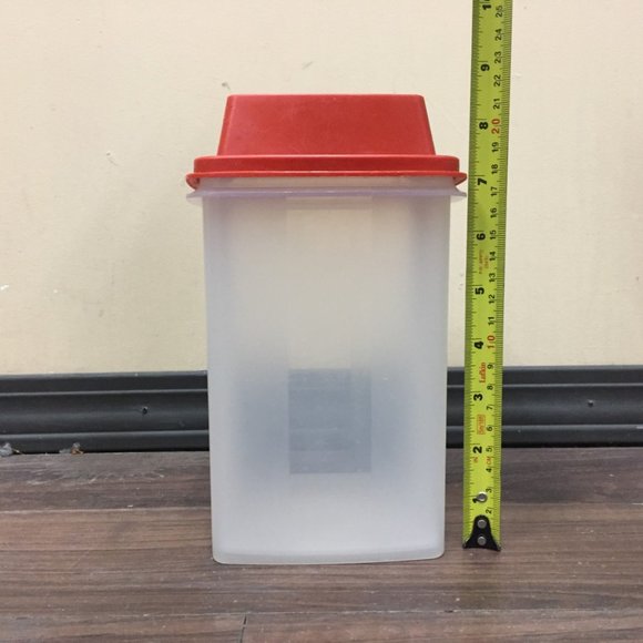 Vintage Tupperware 1560-8 Pickle Keeper with Lid 1562-1 and Lifter 1561-3 - Picture 14 of 14